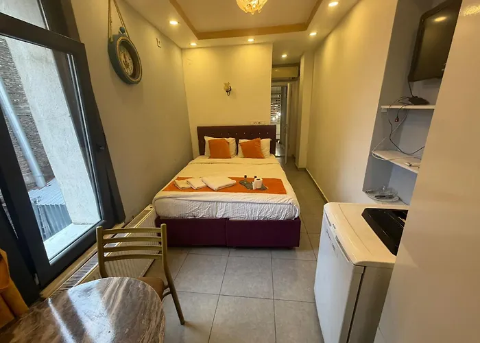 Pera Galata Zara 2* 伊斯坦布尔