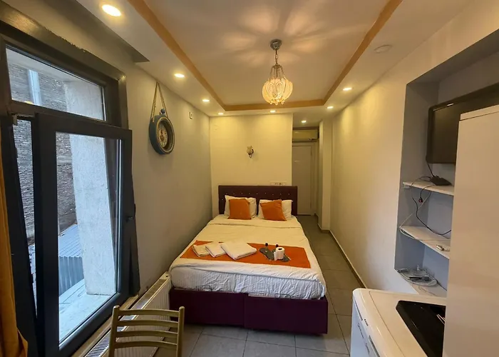 Hotel Pera Galata Zara 2*